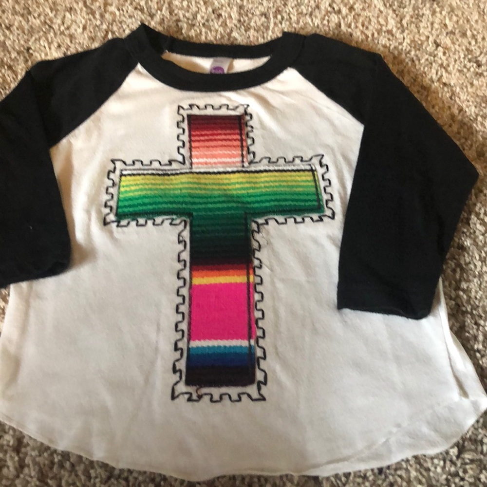 Three quarter length shirt with cross